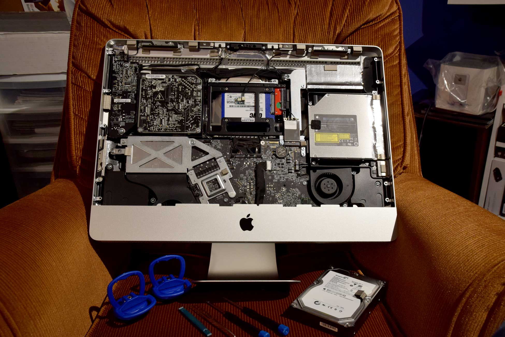 iMac :: Dead Hard Drive Replaced with SSD Drive